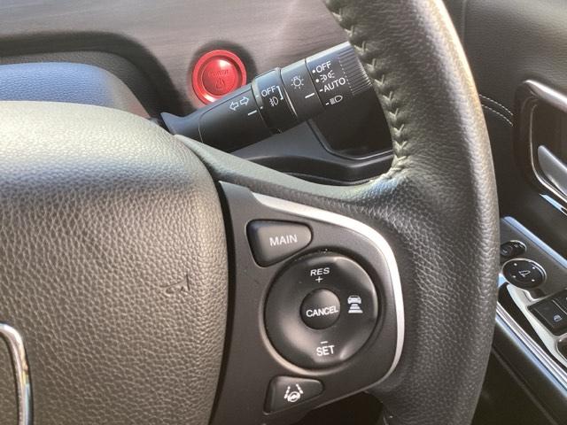 フリードハイブリッド ハイブリッド・Ｇホンダセンシング　フルセグナビ／ブルートゥース　　　　　　　　　　　　　　　　　　　　　　　　　　ドラレコ（前後）　シートヒーター（前席）　純正エンスタ　ルーフモニター　ホンダセンシング　ＬＥＤヘッド（32枚目）