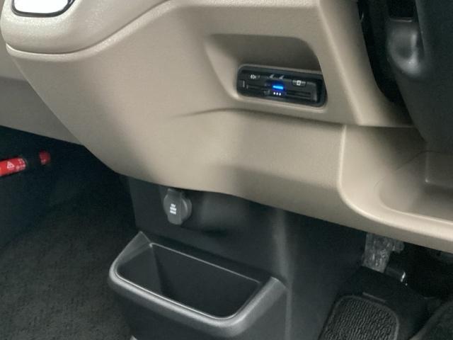 Ｎ－ＢＯＸジョイ ベースグレード　フルセグナビ／ブルートゥース／ホンダコネクト　　　　　　　　　　　　　　　　　　ドラレコ（前）　シートヒーター（前席）　全周囲カメラ（フロント／サイド／リア）　ホンダセンシング　ＬＥＤヘッド（10枚目）