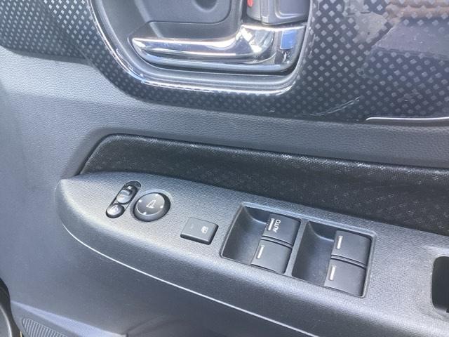 Ｎ－ＷＧＮカスタム ＧＳＳブラックスタイルパッケージ　４ＷＤ　ワンセグ／ブルートゥース／ディスプレイオーディオ　　　　　　　　　　　　　　　　　　　　　　　　　シートヒーター（前席）　パドルシフト　安心パッケージ　ＨＩＤヘッド（26枚目）