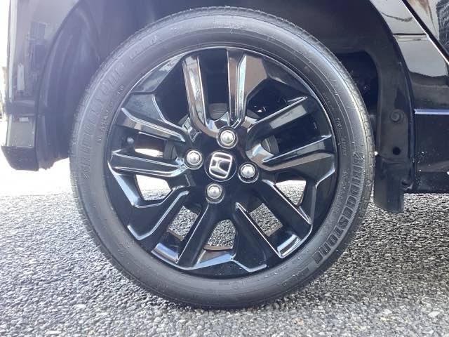 Ｎ－ＷＧＮカスタム ＧＳＳブラックスタイルパッケージ　４ＷＤ　ワンセグ／ブルートゥース／ディスプレイオーディオ　　　　　　　　　　　　　　　　　　　　　　　　　シートヒーター（前席）　パドルシフト　安心パッケージ　ＨＩＤヘッド（31枚目）