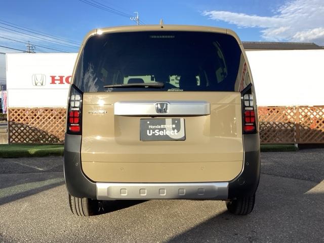 フリード クロスター　フルセグナビ／ブルートゥース／ホンダコネクト　　　　　　　　　　　　　　　　　　ドラレコ（前後）　シートヒーター（前席）　ホンダセンシング　ＬＥＤヘッド（6枚目）