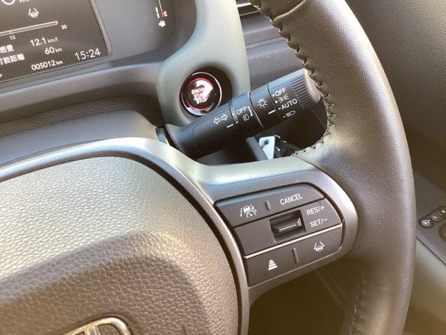 フリード クロスター　フルセグナビ／ブルートゥース／ホンダコネクト　　　　　　　　　　　　　　　　　　ドラレコ（前後）　シートヒーター（前席）　ホンダセンシング　ＬＥＤヘッド（36枚目）