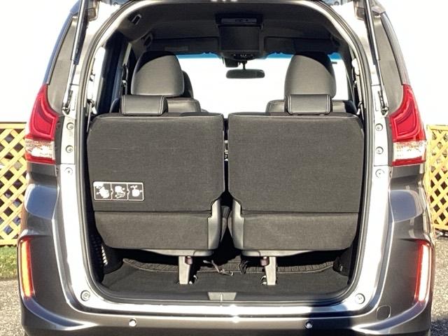 フリード Ｇ・ホンダセンシング　フルセグナビ／ブルートゥース　　　　　　　　　　　　　　　　　　　　　　　　　　シートヒーター（前席）　フリップダウンモニター　ホンダセンシング　ＬＥＤヘッド（17枚目）