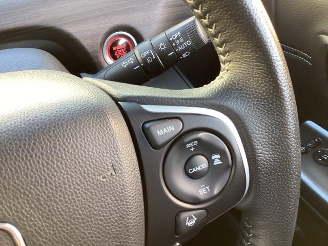 フリード Ｇ・ホンダセンシング　フルセグナビ／ブルートゥース　　　　　　　　　　　　　　　　　　　　　　　　　　シートヒーター（前席）　フリップダウンモニター　ホンダセンシング　ＬＥＤヘッド（29枚目）