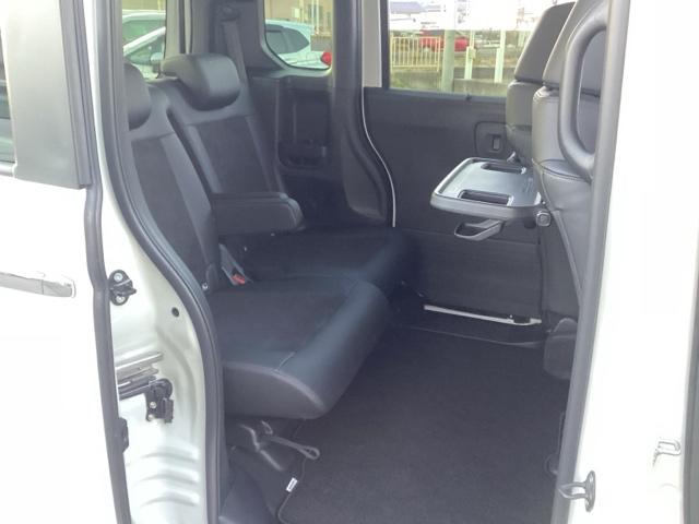 N-BOXカスタム ターボ フルセグナビ/ブルートゥース ドラレコ(前) シートヒーター(前席) パドルシフト ホンダセンシング LEDヘッド(12枚目)