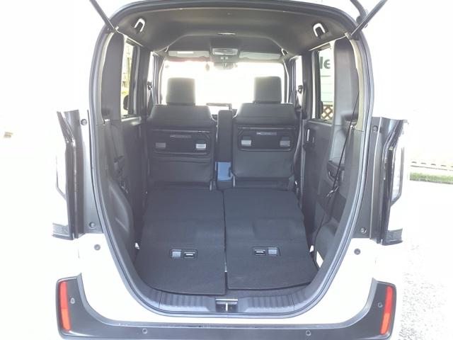 N-BOXカスタム ターボ フルセグナビ/ブルートゥース ドラレコ(前) シートヒーター(前席) パドルシフト ホンダセンシング LEDヘッド(18枚目)