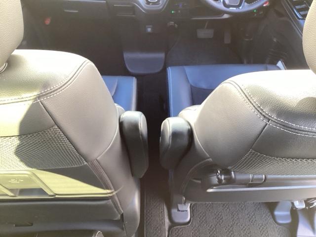 N-BOXカスタム EXターボ フルセグナビ/ブルートゥース 助手席スーパースライド ドラレコ(前) シートヒーター(前席) ホンダセンシング LEDヘッド(28枚目)