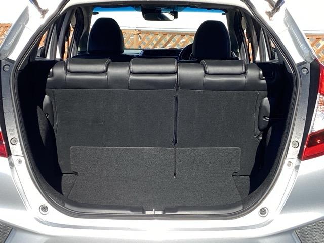 フィット 13G・Fパッケージファインエディション バックモニター付きオーディオ/ワンセグ ドラレコ(前) 安心パッケージ LEDヘッド 社外AW(17枚目)