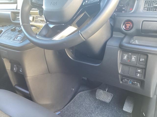 ステップワゴン e:HEVスパーダ フルセグナビ/ブルートゥース/ホンダコネクト 全周囲カメラ(フロント/サイド/リア) Wエアコン 純正エンスタ ホンダセンシング LEDヘッド(17枚目)