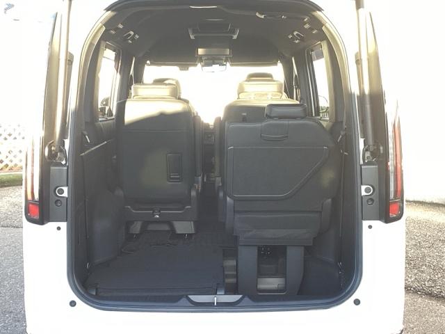 ステップワゴン e:HEVスパーダ フルセグナビ/ブルートゥース/ホンダコネクト 全周囲カメラ(フロント/サイド/リア) Wエアコン 純正エンスタ ホンダセンシング LEDヘッド(20枚目)