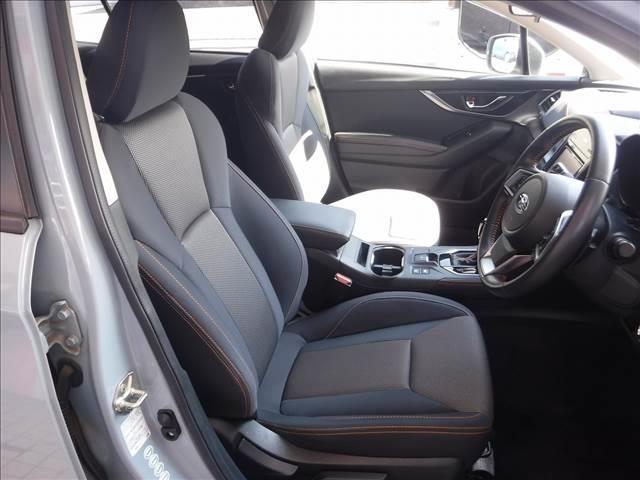 ＸＶ ２．０ｉ－Ｌ　アイサイト☆４ＷＤ☆純正ナビフルセグＴＶ☆　Ｂｌｕｅｔｏｏｔｈ☆Ｂカメラ☆ＥＴＣ☆ルーフレール☆パドルシフト☆アイサイトＶｅｒ３☆ＡＣＣ☆ＬＥＤヘッドライト☆オートライト☆フォグランプ☆ＬＥＤテール☆ＵＳＢ電源☆ＶＤＣ☆禁煙車★試乗予約承り中★（5枚目）