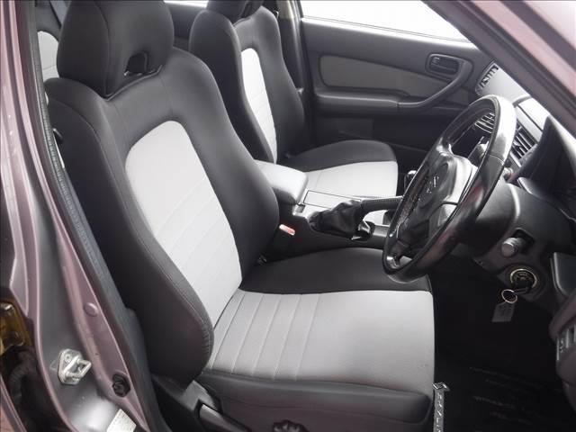 NISSAN SKYLINE 25GT-V