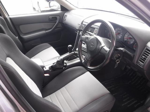 NISSAN SKYLINE 25GT-V