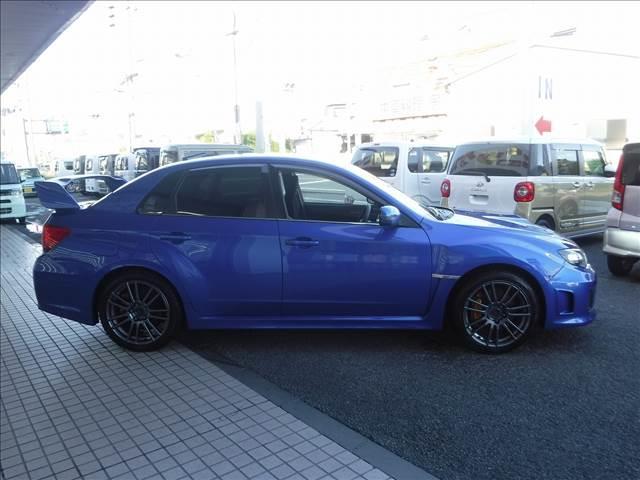 インプレッサ ＷＲＸ　ＳＴｉ　スペックＣ☆４ＷＤ☆　カロッツェリアナビフルセグＴＶ☆ツイーター＆フロントスピーカー☆Ｄｅｆｉ４連追加メーター☆レカロフルバケシート☆ＥＴＣ☆ドラレコ☆ＳＴＩＦタワーバー☆ＨＩＤ☆ミラーウインカー☆キーレス☆ＶＤＣ☆禁煙車（12枚目）