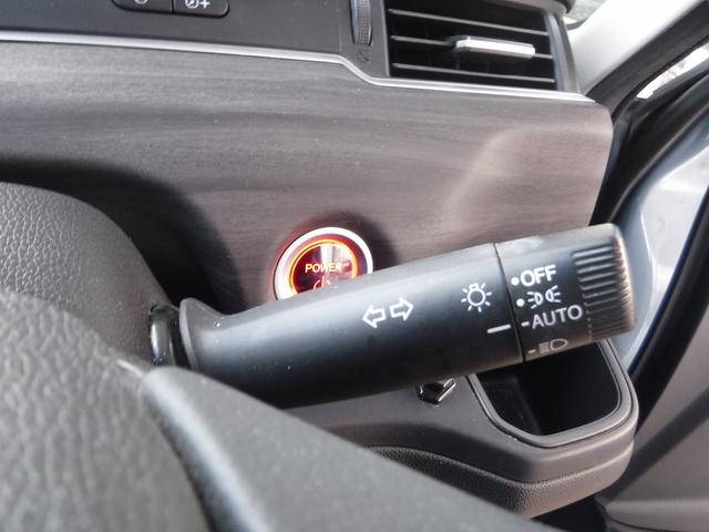 フリードハイブリッド ハイブリッド・Ｇホンダセンシング☆純正９型ナビフルセグＴＶ☆　Ｆ＆Ｂモニター☆ビルトインＥＴＣ☆前後ドラレコ☆ＵＳＢ電源☆両側パワスラ☆ハーフレザーシート☆前席シートヒーター☆ＬＥＤヘッドライト☆ミラーウインカー☆ホンダセンシング☆ＡＣＣ☆禁煙車★試乗予約承り中（50枚目）