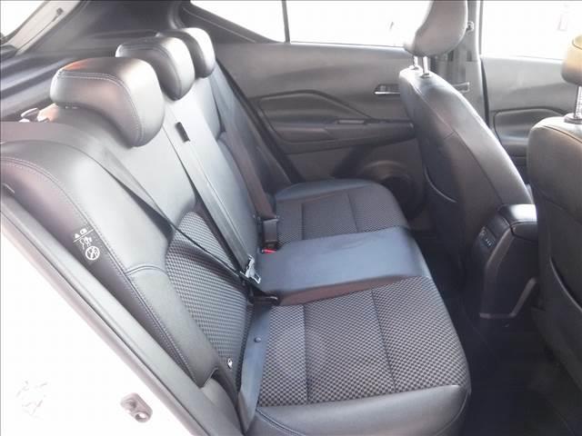 キックス XFOUR☆寒冷地仕様車☆メモリーナビ☆Bluetooth☆ アラウンドビューモニター☆プロパイロット☆エマージェンシーブレーキ☆インテリジェントルームミラー☆オートハイビーム☆LEDヘッドライト☆前席シートヒーター☆ビルトインETC☆禁煙車★試乗予約承り中★(11枚目)