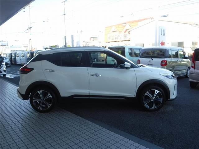 キックス XFOUR☆寒冷地仕様車☆メモリーナビ☆Bluetooth☆ アラウンドビューモニター☆プロパイロット☆エマージェンシーブレーキ☆インテリジェントルームミラー☆オートハイビーム☆LEDヘッドライト☆前席シートヒーター☆ビルトインETC☆禁煙車★試乗予約承り中★(13枚目)