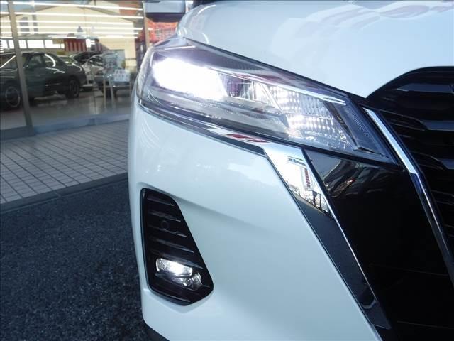 キックス XFOUR☆寒冷地仕様車☆メモリーナビ☆Bluetooth☆ アラウンドビューモニター☆プロパイロット☆エマージェンシーブレーキ☆インテリジェントルームミラー☆オートハイビーム☆LEDヘッドライト☆前席シートヒーター☆ビルトインETC☆禁煙車★試乗予約承り中★(15枚目)