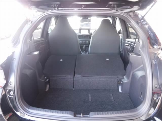 ヤリス Ｘ☆純正ディスプレイオーディオナビ☆Ｂｌｕｅｔｏｏｔｈ☆　バックモニター☆セーフティセンス☆ＢＳＭ☆ＲＣＴＡ☆ＰＣＳ☆ＬＤＡ☆クリアランスソナー☆オートハイビーム☆ビルトインＥＴＣ☆スマートキー☆プッシュスタート☆ステアリモコン☆禁煙車★試乗予約承り中★（12枚目）