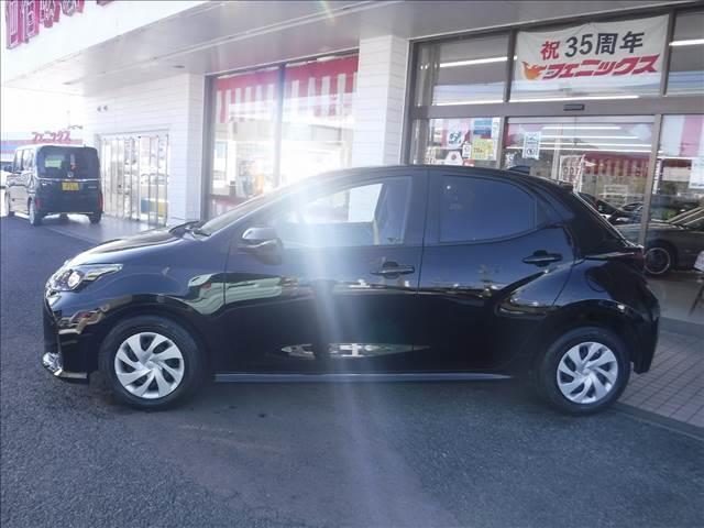 ヤリス Ｘ☆純正ディスプレイオーディオナビ☆Ｂｌｕｅｔｏｏｔｈ☆　バックモニター☆セーフティセンス☆ＢＳＭ☆ＲＣＴＡ☆ＰＣＳ☆ＬＤＡ☆クリアランスソナー☆オートハイビーム☆ビルトインＥＴＣ☆スマートキー☆プッシュスタート☆ステアリモコン☆禁煙車★試乗予約承り中★（20枚目）