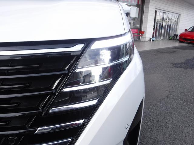 セレナ ハイウェイスターＶ☆４ＷＤ☆メーカー１２．３型ナビＴＶ☆　アラウンドビューモニター☆両側パワスラ☆ＥＴＣ２．０☆ワイヤレス充電器☆前席＆２列目シートヒーター☆ステアリングヒーター☆ＬＥＤヘッドライト☆スマートルームミラー☆エマージェンシーブレーキ☆禁煙車☆（30枚目）