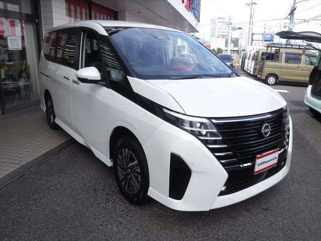 セレナ ハイウェイスターＶ☆４ＷＤ☆メーカー１２．３型ナビＴＶ☆　アラウンドビューモニター☆両側パワスラ☆ＥＴＣ２．０☆ワイヤレス充電器☆前席＆２列目シートヒーター☆ステアリングヒーター☆ＬＥＤヘッドライト☆スマートルームミラー☆エマージェンシーブレーキ☆禁煙車☆（36枚目）