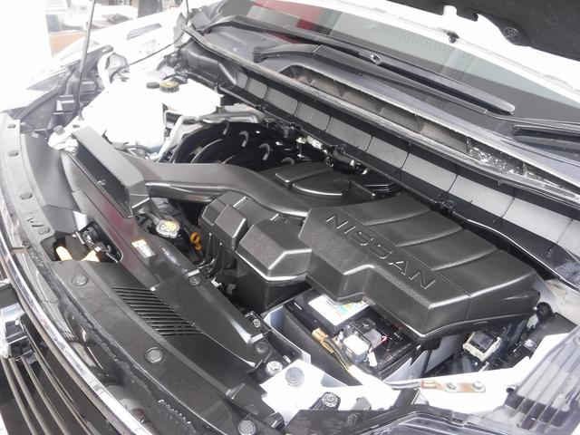 セレナ ハイウェイスターＶ☆４ＷＤ☆メーカー１２．３型ナビＴＶ☆　アラウンドビューモニター☆両側パワスラ☆ＥＴＣ２．０☆ワイヤレス充電器☆前席＆２列目シートヒーター☆ステアリングヒーター☆ＬＥＤヘッドライト☆スマートルームミラー☆エマージェンシーブレーキ☆禁煙車☆（80枚目）