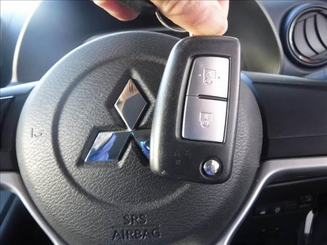 ｅＫクロス Ｍ☆純正オーディオ☆Ｅアシスト☆前後誤発進抑制☆車線逸脱警報　クリアランスソナー☆オートハイビーム☆ＬＥＤヘッドライト☆フォグランプ☆ＬＥＤテール☆前席シートヒーター☆キーレス☆ＵＳＢ電源☆電格ミラー☆ベンチシート☆ＡＳＣ☆アイドリングストップ★試乗予約承り中★（8枚目）