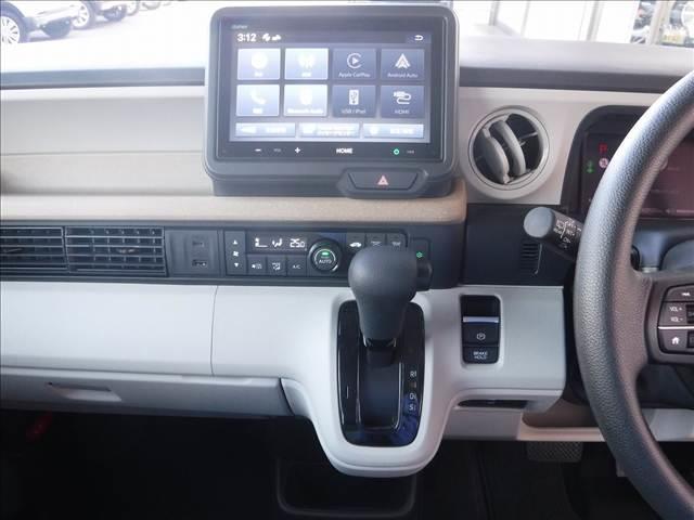 Ｎ－ＢＯＸ ベースグレード☆純正８型ディスプレイオーディオ☆　Ｂｌｕｅｔｏｏｔｈ☆Ｂモニター☆ＥＴＣ☆左側パワスラ☆ＵＳＢ電源☆ＬＥＤヘッドライト☆オートライト☆クリアランスソナー☆ホンダセンシング☆ＡＣＣ☆ＬＫＡＳ☆オートハイビーム☆禁煙車★試乗予約承り中★（6枚目）