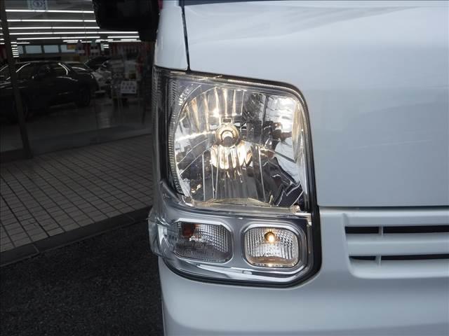 ４ＷＤ☆５ＡＧＳ☆純正ラジオ☆エマージェンシーブレーキＳ☆踏み間違い防止アシスト☆車線逸脱警報☆オートハイビーム☆リアパーキングセンサー☆ＵＳＢ電源☆オーバーヘッドシェルフ☆キーレス☆１速発進モード☆