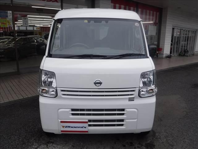 ４ＷＤ☆５ＡＧＳ☆純正ラジオ☆エマージェンシーブレーキＳ☆踏み間違い防止アシスト☆車線逸脱警報☆オートハイビーム☆リアパーキングセンサー☆ＵＳＢ電源☆オーバーヘッドシェルフ☆キーレス☆１速発進モード☆