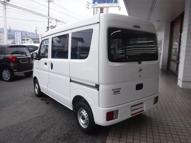 ４ＷＤ☆５ＡＧＳ☆純正ラジオ☆エマージェンシーブレーキＳ☆踏み間違い防止アシスト☆車線逸脱警報☆オートハイビーム☆リアパーキングセンサー☆ＵＳＢ電源☆オーバーヘッドシェルフ☆キーレス☆１速発進モード☆