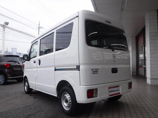 ４ＷＤ☆５ＡＧＳ☆純正ラジオ☆エマージェンシーブレーキＳ☆踏み間違い防止アシスト☆車線逸脱警報☆オートハイビーム☆リアパーキングセンサー☆ＵＳＢ電源☆オーバーヘッドシェルフ☆キーレス☆１速発進モード☆