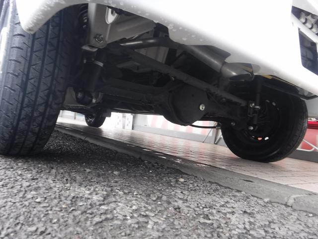 ４ＷＤ☆５ＡＧＳ☆純正ラジオ☆エマージェンシーブレーキＳ☆踏み間違い防止アシスト☆車線逸脱警報☆オートハイビーム☆リアパーキングセンサー☆ＵＳＢ電源☆オーバーヘッドシェルフ☆キーレス☆１速発進モード☆