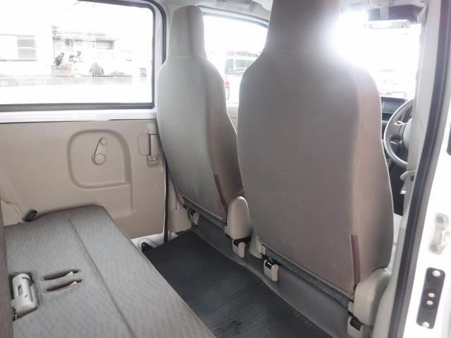 ４ＷＤ☆５ＡＧＳ☆純正ラジオ☆エマージェンシーブレーキＳ☆踏み間違い防止アシスト☆車線逸脱警報☆オートハイビーム☆リアパーキングセンサー☆ＵＳＢ電源☆オーバーヘッドシェルフ☆キーレス☆１速発進モード☆