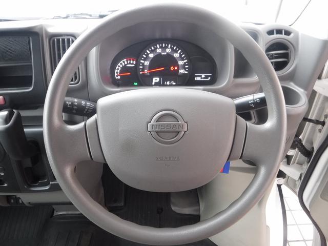 ４ＷＤ☆５ＡＧＳ☆純正ラジオ☆エマージェンシーブレーキＳ☆踏み間違い防止アシスト☆車線逸脱警報☆オートハイビーム☆リアパーキングセンサー☆ＵＳＢ電源☆オーバーヘッドシェルフ☆キーレス☆１速発進モード☆