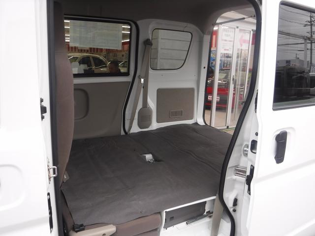 ４ＷＤ☆５ＡＧＳ☆純正ラジオ☆エマージェンシーブレーキＳ☆踏み間違い防止アシスト☆車線逸脱警報☆オートハイビーム☆リアパーキングセンサー☆ＵＳＢ電源☆オーバーヘッドシェルフ☆キーレス☆１速発進モード☆