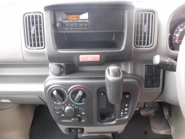 ４ＷＤ☆５ＡＧＳ☆純正ラジオ☆エマージェンシーブレーキＳ☆踏み間違い防止アシスト☆車線逸脱警報☆オートハイビーム☆リアパーキングセンサー☆ＵＳＢ電源☆オーバーヘッドシェルフ☆キーレス☆１速発進モード☆