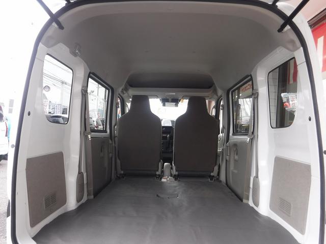 ４ＷＤ☆５ＡＧＳ☆純正ラジオ☆エマージェンシーブレーキＳ☆踏み間違い防止アシスト☆車線逸脱警報☆オートハイビーム☆リアパーキングセンサー☆ＵＳＢ電源☆オーバーヘッドシェルフ☆キーレス☆１速発進モード☆