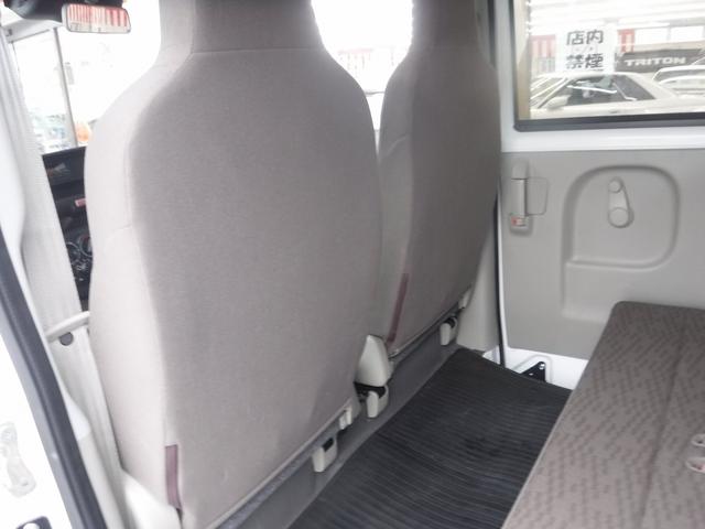 ４ＷＤ☆５ＡＧＳ☆純正ラジオ☆エマージェンシーブレーキＳ☆踏み間違い防止アシスト☆車線逸脱警報☆オートハイビーム☆リアパーキングセンサー☆ＵＳＢ電源☆オーバーヘッドシェルフ☆キーレス☆１速発進モード☆