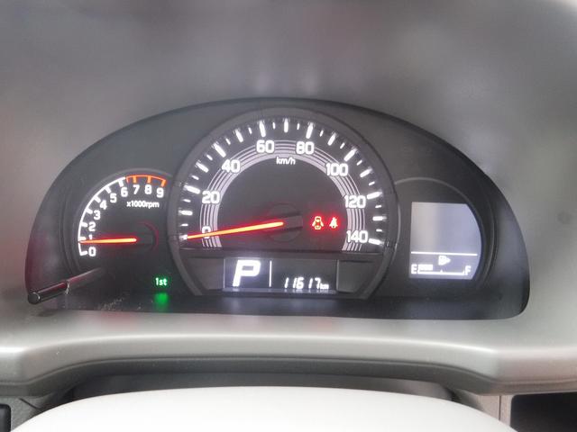 ４ＷＤ☆５ＡＧＳ☆純正ラジオ☆エマージェンシーブレーキＳ☆踏み間違い防止アシスト☆車線逸脱警報☆オートハイビーム☆リアパーキングセンサー☆ＵＳＢ電源☆オーバーヘッドシェルフ☆キーレス☆１速発進モード☆