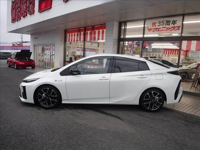 プリウスＰＨＶ Ｓ　ＧＲスポーツ☆純正ナビフルセグＴＶ☆Ｂカメラ☆　ビルトインＥＴＣ２．０☆専用ハーフレザーシート☆専用１８ＡＷ☆前席シートヒーター☆ＬＥＤヘッドライト☆ＬＥＤフォグ☆トヨタセーフティセンス☆ＡＣＣ☆ＬＤＡ☆オートハイビーム☆禁煙車★試乗予約承り中★（19枚目）