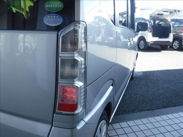 Ｎ－ＢＯＸ Ｇ　ＳＳパッケージ☆純正ナビフルセグ☆Ｂｌｕｅｔｏｏｔｈ☆　Ｂモニター☆ビルトインＥＴＣ☆ドラレコ☆両側パワスラ☆前席シートヒーター☆あんしんパッケージ☆オートライト☆ＨＩＤ☆オートリトラミラー☆ＬＥＤテール☆アイドリングストップ☆禁煙車★試乗予約承り中★（16枚目）
