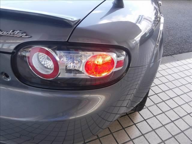 ロードスター ＲＳ☆ワンオーナー☆ミツビシナビ☆ＢＯＳＥサウンド☆　ＥＴＣ☆本革シート☆シートヒーター☆ＨＩＤ☆ＡＶＳ１７ＡＷ☆クスコ車高調☆ＨＫＳマフラー☆ガレージベリーＦスポイラー☆カーボンインテークシステム☆Ｒスポ☆アイライン☆フォグランプ☆キーレス☆禁煙車☆（15枚目）