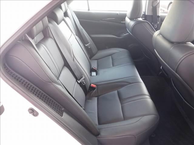 クラウンハイブリッド アスリートG☆ワンオーナー☆メーカーナビフルセグ☆Bモニター ☆ビルトインETC☆USB電源☆黒本革シート☆前席シートヒーター&クーラー☆ステアリングヒーター☆HID☆LEDフォグ☆オートハイビーム☆クルコン☆VSC☆スマートキー☆禁煙車★試乗予約承り中★(11枚目)