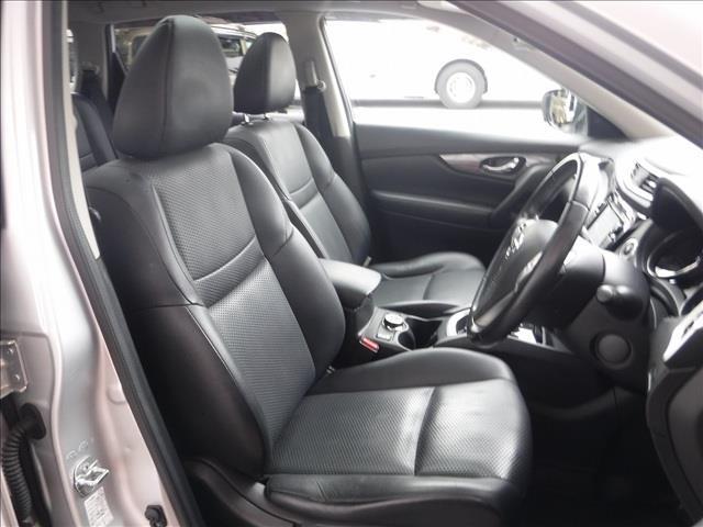 エクストレイル 20X エマージェンシーブレーキパッケージ☆4WD☆7人乗り ☆メーカーナビTV☆アラウンドビューモニター☆ビルトインETC☆ドラレコ☆前席シートヒーター☆パノラミックガラスルーフ☆LEDヘッドライト☆ルーフレール☆クルコン☆クリアランスソナー☆BSW☆禁煙車☆(5枚目)