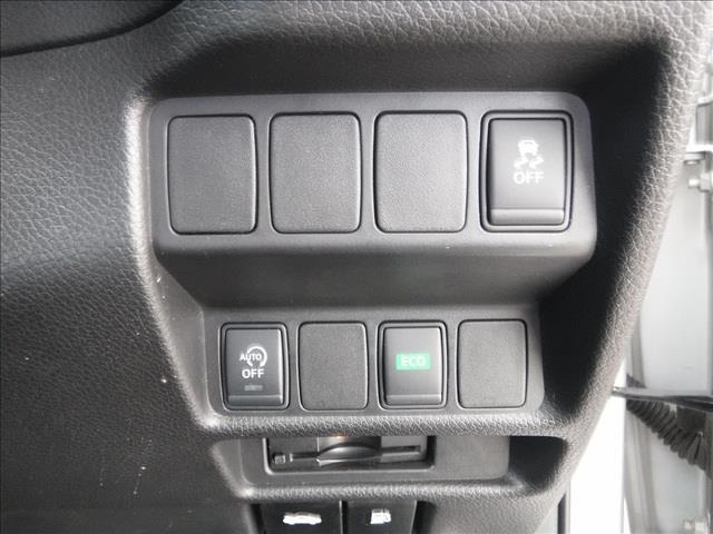 エクストレイル 20X エマージェンシーブレーキパッケージ☆4WD☆7人乗り ☆メーカーナビTV☆アラウンドビューモニター☆ビルトインETC☆ドラレコ☆前席シートヒーター☆パノラミックガラスルーフ☆LEDヘッドライト☆ルーフレール☆クルコン☆クリアランスソナー☆BSW☆禁煙車☆(10枚目)