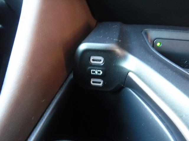 クラウンクロスオーバー Ｇアドバンスド・レザーパッケージ☆４ＷＤ☆　純正１２．３型ディスプレイオーディオ☆フルセグ☆パノラミックビューモニター☆ＥＴＣ２．０☆黒本革シート☆前席シートヒーター＆クーラー☆ステアリングヒーター☆デジタルインナーミラー☆ＨＵＤ☆置くだけ充電（54枚目）