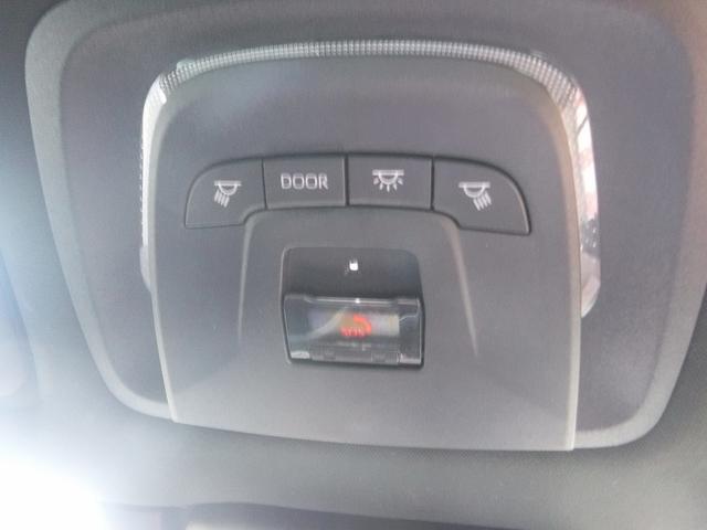 クラウンクロスオーバー Ｇアドバンスド・レザーパッケージ☆４ＷＤ☆　純正１２．３型ディスプレイオーディオ☆フルセグ☆パノラミックビューモニター☆ＥＴＣ２．０☆黒本革シート☆前席シートヒーター＆クーラー☆ステアリングヒーター☆デジタルインナーミラー☆ＨＵＤ☆置くだけ充電（57枚目）