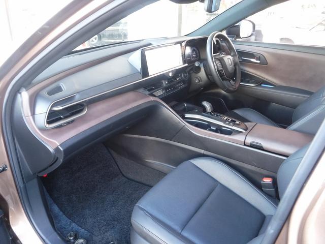 クラウンクロスオーバー Ｇアドバンスド・レザーパッケージ☆４ＷＤ☆　純正１２．３型ディスプレイオーディオ☆フルセグ☆パノラミックビューモニター☆ＥＴＣ２．０☆黒本革シート☆前席シートヒーター＆クーラー☆ステアリングヒーター☆デジタルインナーミラー☆ＨＵＤ☆置くだけ充電（68枚目）